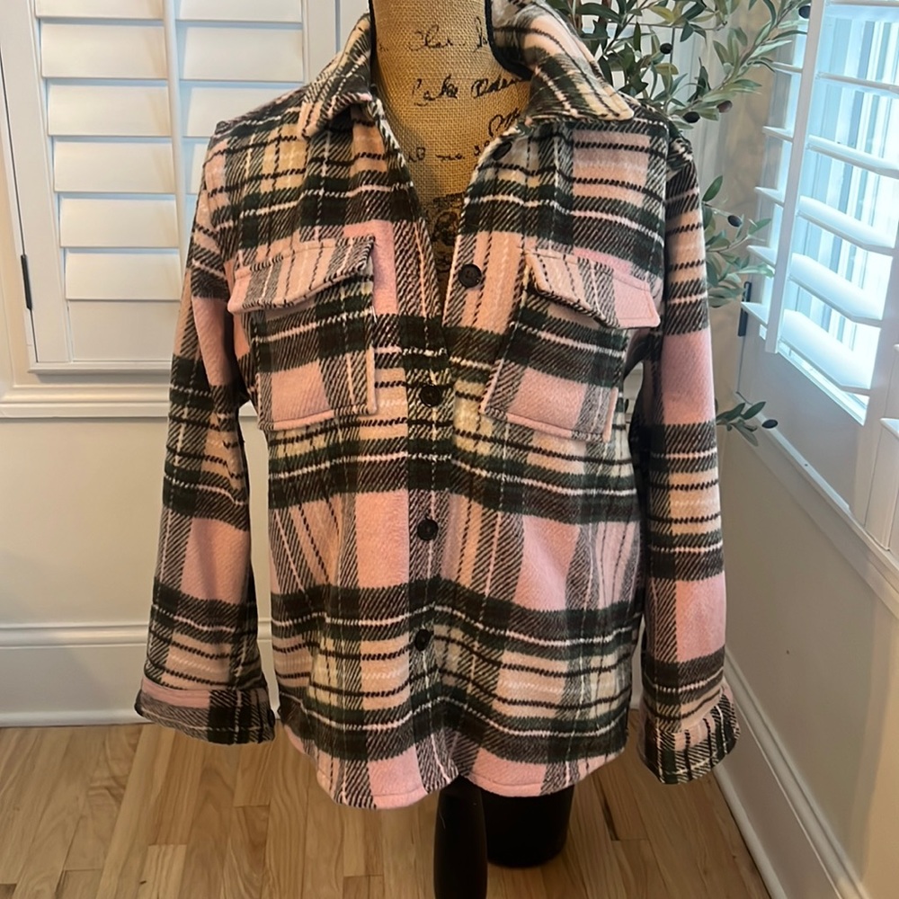 Shacket size S